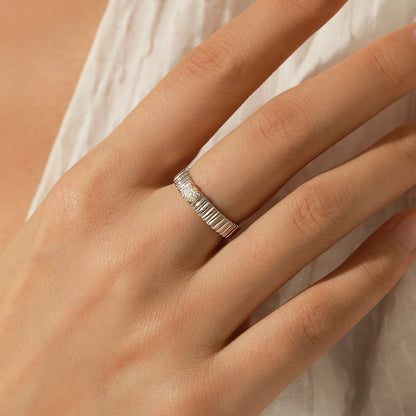 Ribbed Moissanite Band Ring