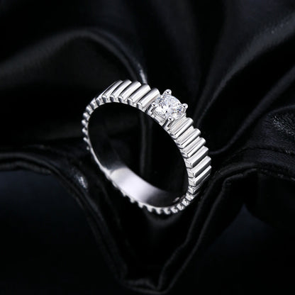 Ribbed Moissanite Band Ring