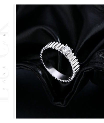 Ribbed Moissanite Band Ring